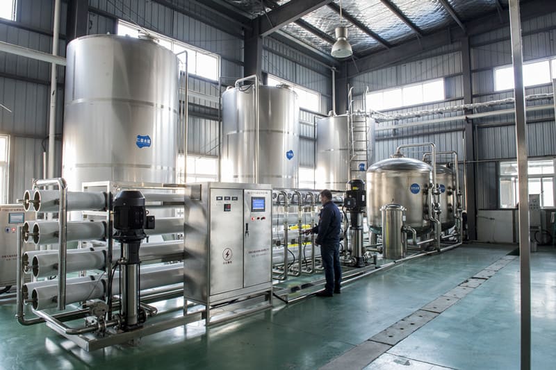 How to avoid problems with pure water equipment during use?